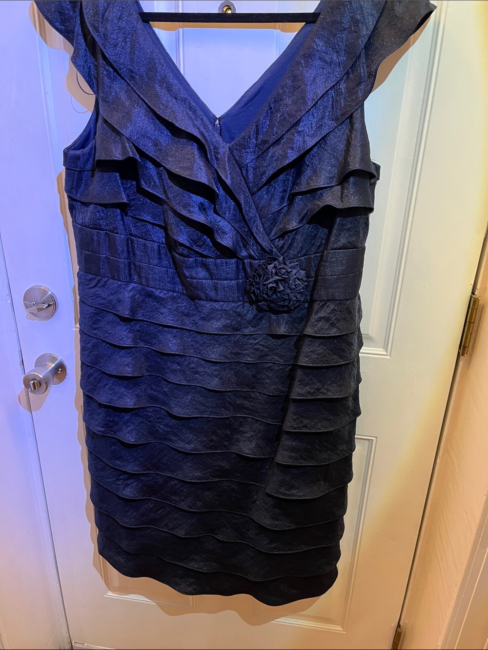 Vintage Early 2000 Elegant Navy Ruffled V-Neck Sheath Dress with Flower Accent
